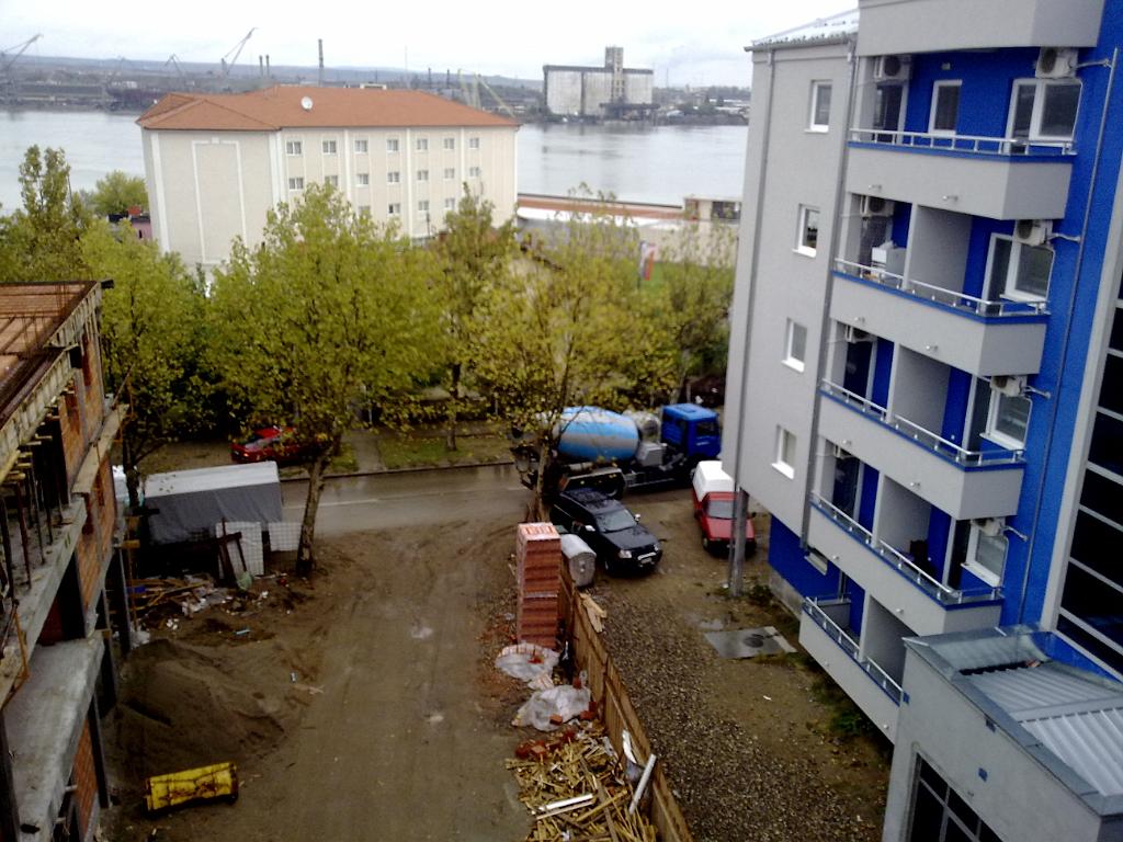 16102009421.jpg